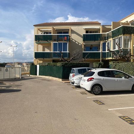 Mon Appart A La Plage, Piscine, Wifi, Tv Frontignan Exteriör bild