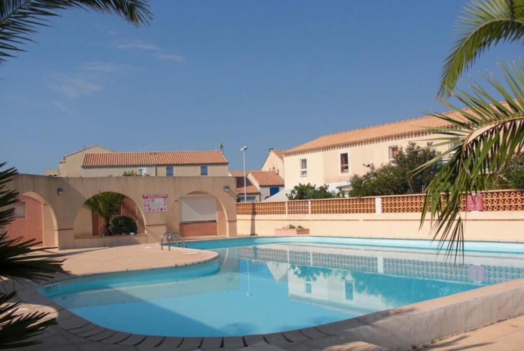 Mon Appart A La Plage, Piscine, Wifi, Tv Frontignan Exteriör bild