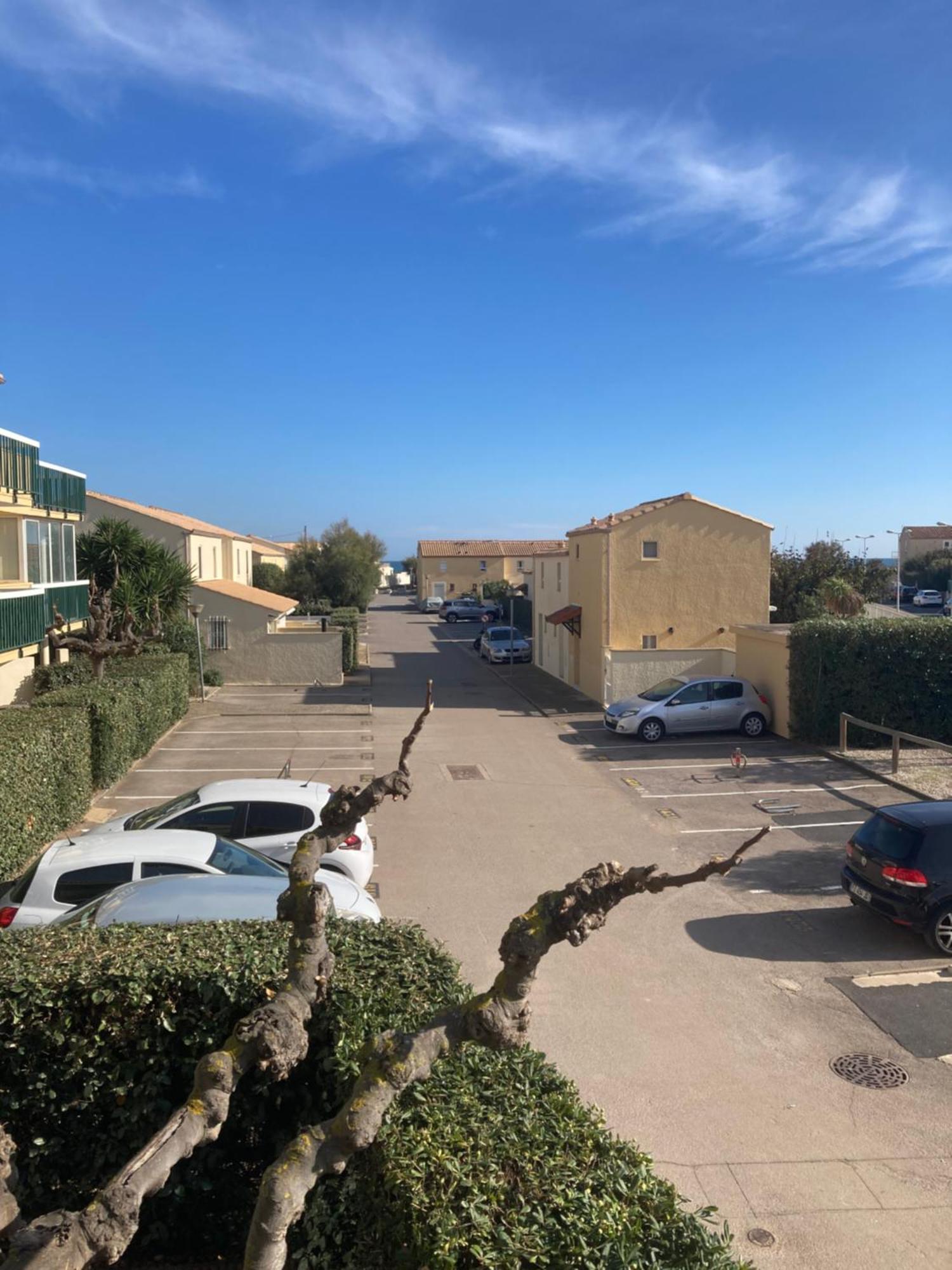 Mon Appart A La Plage, Piscine, Wifi, Tv Frontignan Exteriör bild